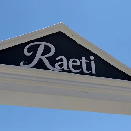 Raeti Daire *